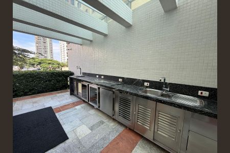 Apartamento à venda com 223m², 4 quartos e 4 vagas
