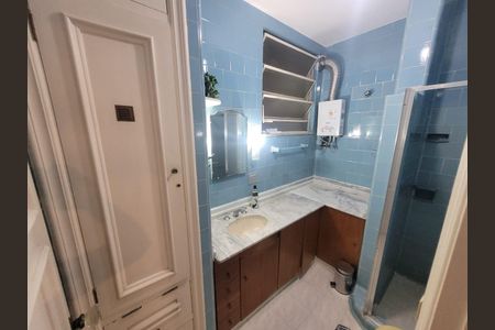 Apartamento à venda com 194m², 3 quartos e 1 vaga Apartamento à venda com 194m², 3 quartos e 1 vagaBanheiro 1