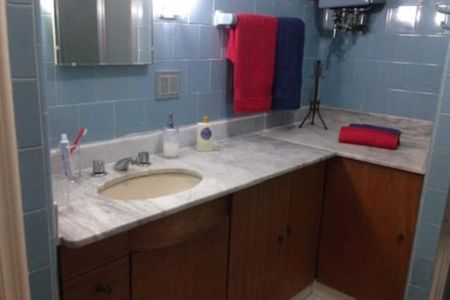 Apartamento à venda com 194m², 3 quartos e 1 vaga Apartamento à venda com 194m², 3 quartos e 1 vagaBanheiro 1