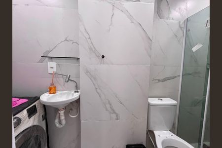 Studio para alugar com 20m², 1 quarto e sem vaga Studio para alugar com 20m², 1 quarto e sem vagaBanheiro