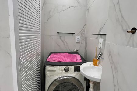 Studio para alugar com 20m², 1 quarto e sem vaga Studio para alugar com 20m², 1 quarto e sem vagaBanheiro