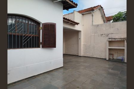 Garagem de casa à venda com 2 quartos, 180m² em Vila Santa Isabel, São Paulo