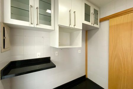 Apartamento à venda com 95m², 3 quartos e 2 vagasCozinha