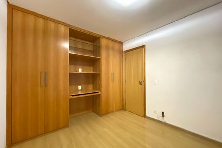 Apartamento à venda com 95m², 3 quartos e 2 vagasSuite 2