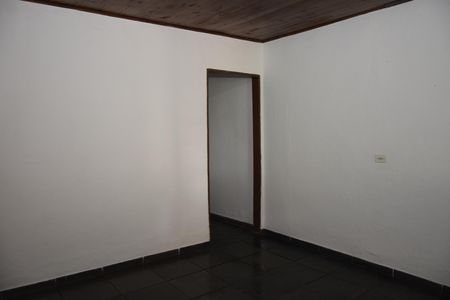 Sala de casa para alugar com 1 quarto, 50m² em Parque Industrial, Embu das Artes