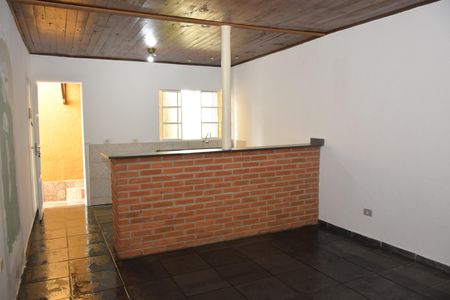 Sala de casa para alugar com 1 quarto, 50m² em Parque Industrial, Embu das Artes