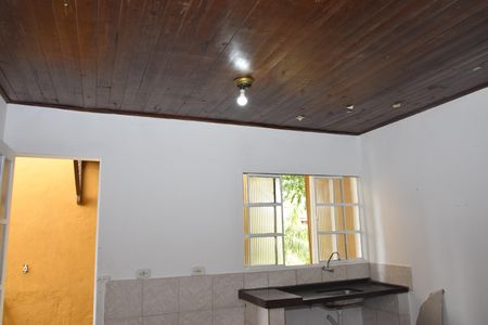 Cozinha de casa para alugar com 1 quarto, 50m² em Parque Industrial, Embu das Artes
