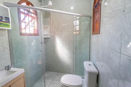 Banheiro  de kitnet/studio para alugar com 1 quarto, 18m² em Campanário, Diadema