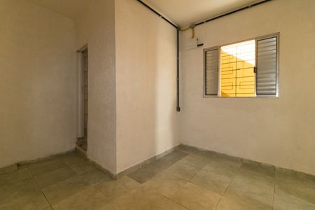 Casa para alugar com 57m², 1 quarto e sem vaga Casa para alugar com 57m², 1 quarto e sem vagaSuíte