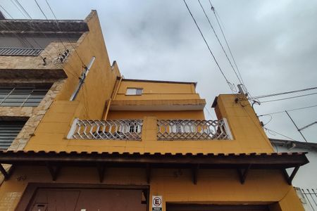 Casa para alugar com 57m², 1 quarto e sem vaga Casa para alugar com 57m², 1 quarto e sem vagaFachada