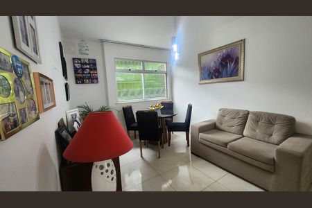 Apartamento para alugar com 85m², 3 quartos e 1 vaga Apartamento para alugar com 85m², 3 quartos e 1 vagaSala