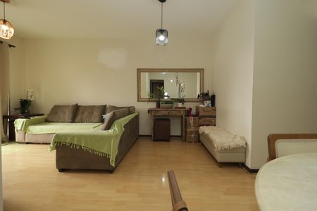 Apartamento para alugar com 87m², 3 quartos e 1 vagaSala
