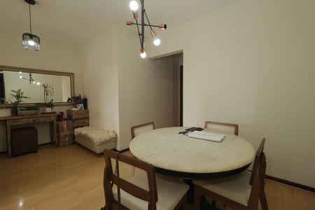 Apartamento para alugar com 87m², 3 quartos e 1 vagaSala