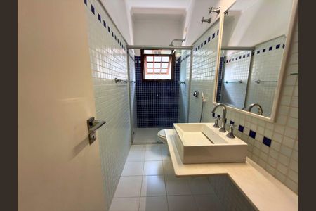 Casa à venda com 490m², 3 quartos e 4 vagas
