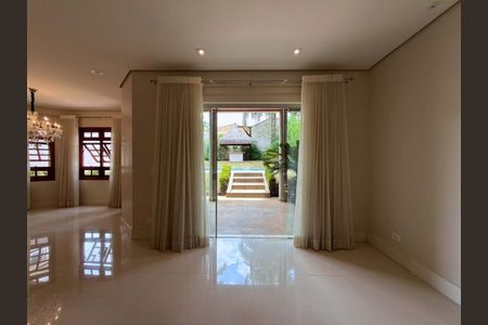 Casa à venda com 490m², 3 quartos e 4 vagas