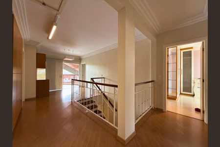 Casa à venda com 490m², 3 quartos e 4 vagas