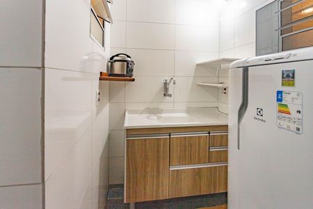 Cozinha  de kitnet/studio para alugar com 1 quarto, 19m² em Campanário, Diadema