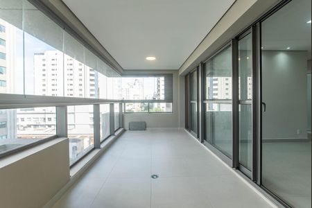 Apartamento para alugar com 81m², 2 quartos e 1 vagaVaranda
