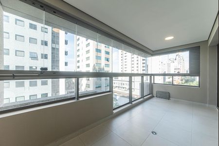 Apartamento para alugar com 81m², 2 quartos e 1 vagaVaranda