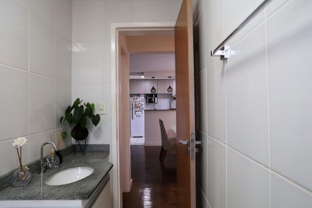 Apartamento para alugar com 167m², 4 quartos e 2 vagas Apartamento para alugar com 167m², 4 quartos e 2 vagasBanheiro