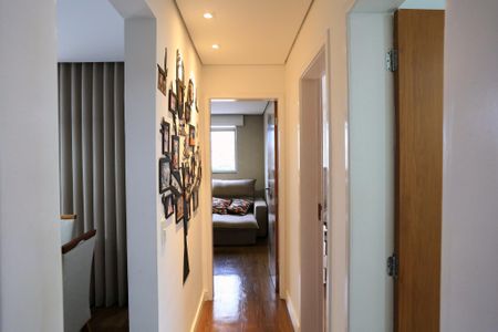 Apartamento para alugar com 167m², 4 quartos e 2 vagas Apartamento para alugar com 167m², 4 quartos e 2 vagasCorredor