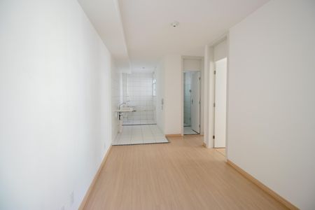 Sala de apartamento à venda com 2 quartos, 40m² em Bonsucesso, Rio de Janeiro