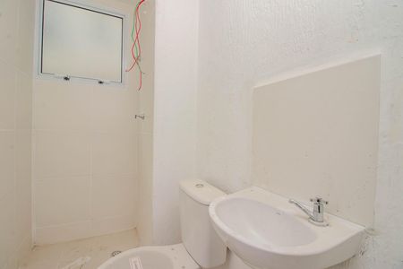Apartamento à venda com 42m², 2 quartos e 1 vaga Apartamento à venda com 42m², 2 quartos e 1 vagaBanheiro