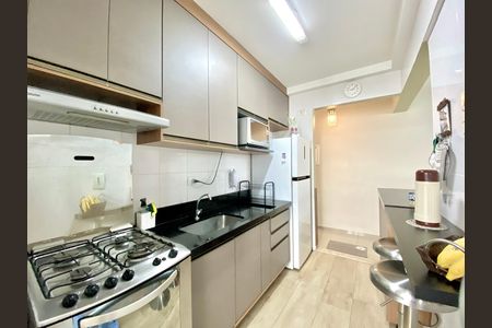 Apartamento para alugar com 58m², 2 quartos e 2 vagas Apartamento para alugar com 58m², 2 quartos e 2 vagasCozinha