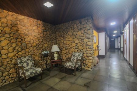 Apartamento à venda com 98m², 2 quartos e sem vaga Apartamento à venda com 98m², 2 quartos e sem vagaHall de entrada