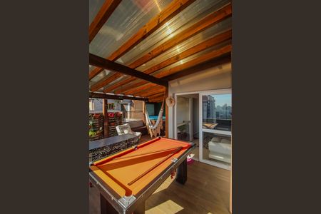 Apartamento à venda com 98m², 2 quartos e sem vaga Apartamento à venda com 98m², 2 quartos e sem vagaCobertura - Terraço