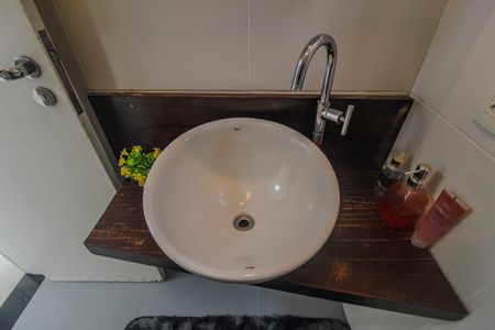 Apartamento à venda com 98m², 2 quartos e sem vaga Apartamento à venda com 98m², 2 quartos e sem vagaBanheiro