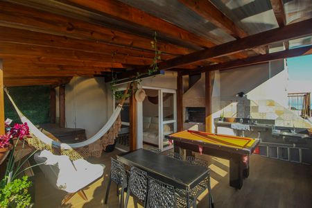 Apartamento à venda com 98m², 2 quartos e sem vaga Apartamento à venda com 98m², 2 quartos e sem vagaCobertura - Terraço