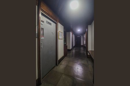 Apartamento à venda com 98m², 2 quartos e sem vaga Apartamento à venda com 98m², 2 quartos e sem vagaHall de entrada