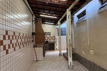 Casa para alugar com 270m², 5 quartos e 5 vagasÁrea de Serviço