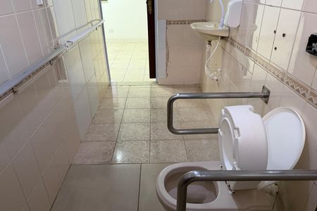 Casa para alugar com 270m², 5 quartos e 5 vagasBanheiro da Suíte 2