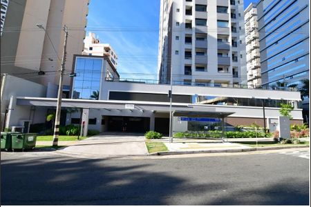 Apartamento para alugar com 46m², 1 quarto e 1 vagaFachada
