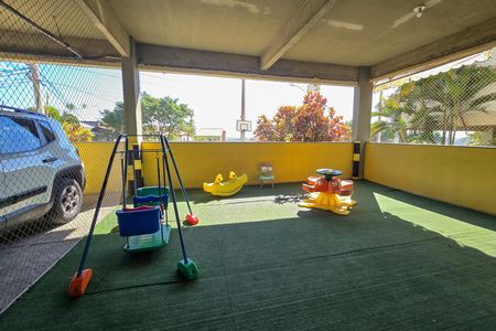 Apartamento para alugar com 95m², 2 quartos e 1 vaga Apartamento para alugar com 95m², 2 quartos e 1 vagaÁrea comum - Playground
