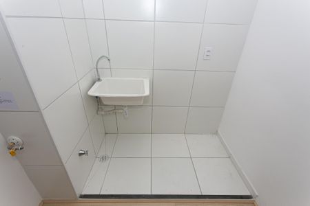 Apartamento para alugar com 34m², 2 quartos e sem vaga Apartamento para alugar com 34m², 2 quartos e sem vagaÁrea de Serviço
