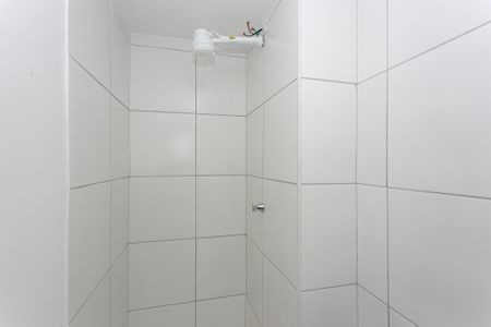 Apartamento para alugar com 34m², 2 quartos e sem vaga Apartamento para alugar com 34m², 2 quartos e sem vagaBanheiro