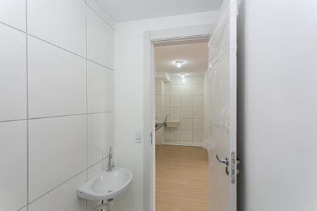 Apartamento para alugar com 34m², 2 quartos e sem vaga Apartamento para alugar com 34m², 2 quartos e sem vagaBanheiro