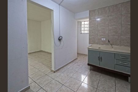 Casa para alugar com 50m², 1 quarto e sem vaga