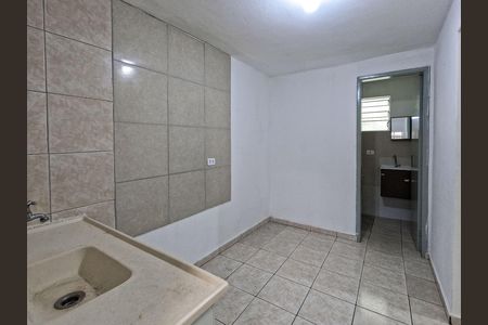 Casa para alugar com 50m², 1 quarto e sem vaga