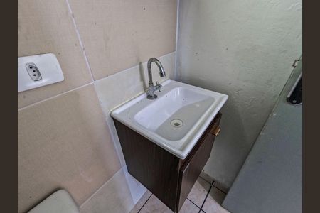 Casa para alugar com 50m², 1 quarto e sem vaga