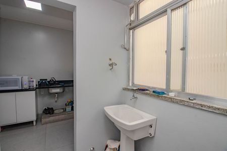 Apartamento à venda com 75m², 2 quartos e 1 vagaCozinha e Área de Serviço