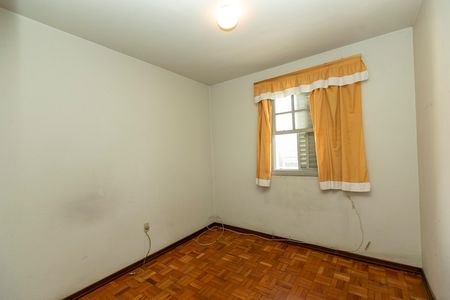 Casa à venda com 323m², 3 quartos e 4 vagas Casa à venda com 323m², 3 quartos e 4 vagasQUARTO 2