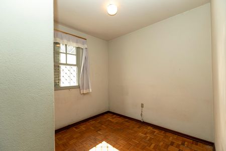 Casa à venda com 323m², 3 quartos e 4 vagas Casa à venda com 323m², 3 quartos e 4 vagasQUARTO 3