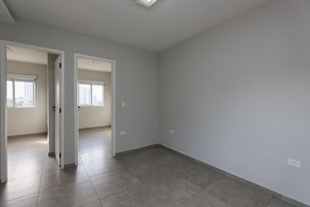 Sala de apartamento para alugar com 2 quartos, 40m² em Parque Monte Alegre, Taboão da Serra