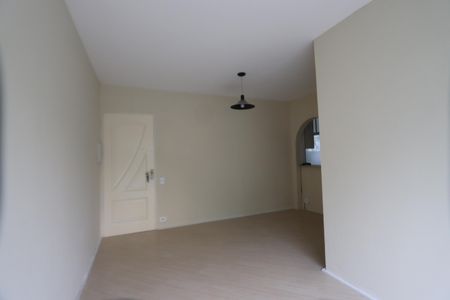 Sala de apartamento à venda com 2 quartos, 49m² em Quinta da Paineira, São Paulo