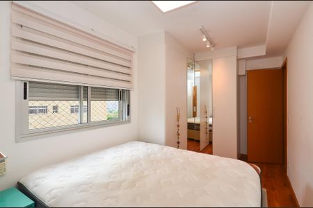 Apartamento para alugar com 68m², 2 quartos e 2 vagasSuíte