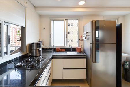 Apartamento para alugar com 68m², 2 quartos e 2 vagasCozinha